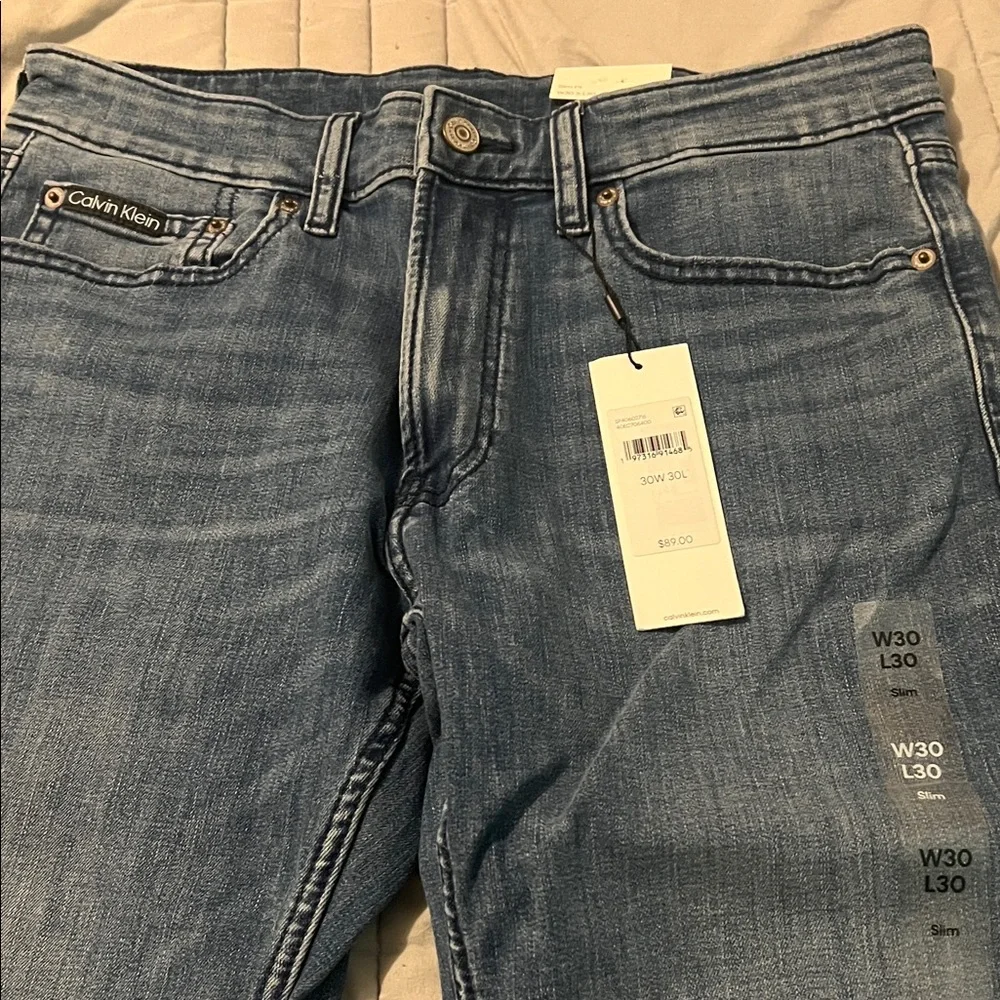 Calvin Klein Men's Slim Straight Jeans - Medium Blue - Picture 3 of 5